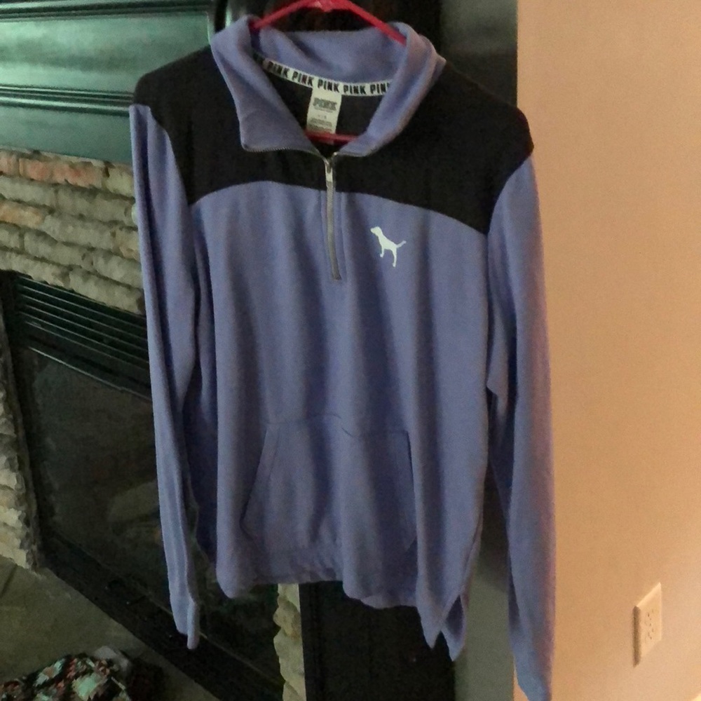 Victoria Secrets PINK light hoodie!